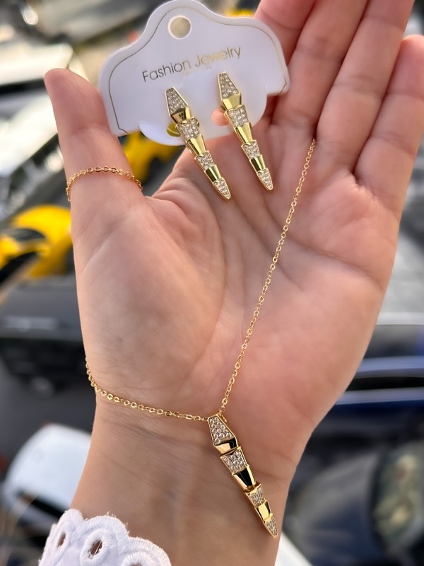 Sarı Çelik Kadın Küpe ve Kolye Set FRJW10009A-B 2 Yıl Garantili Hediye Paketli